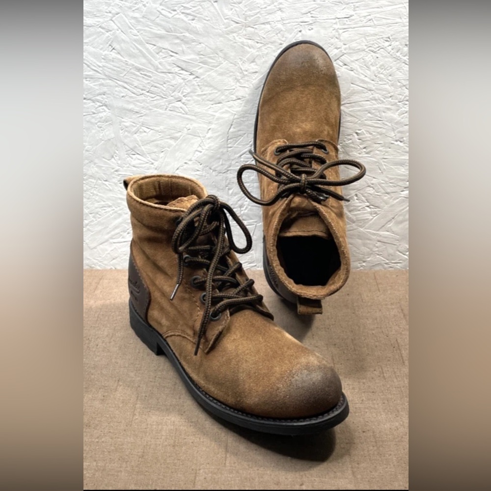Milwaukee Boot Co. Pfister Men's Ankle Boots Brown Suede Goodyear Welt Size 9.5M